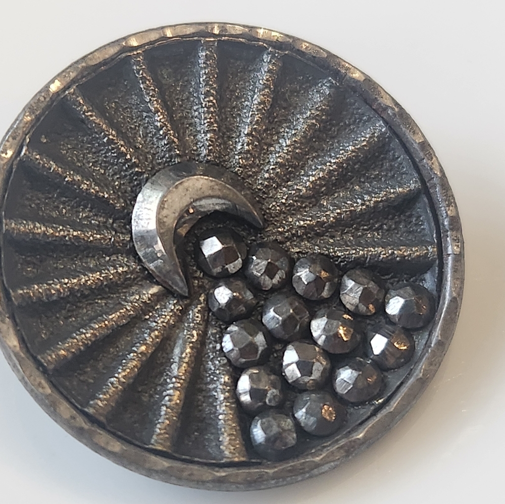 Antique Celestial Button - Picture 2 of 4